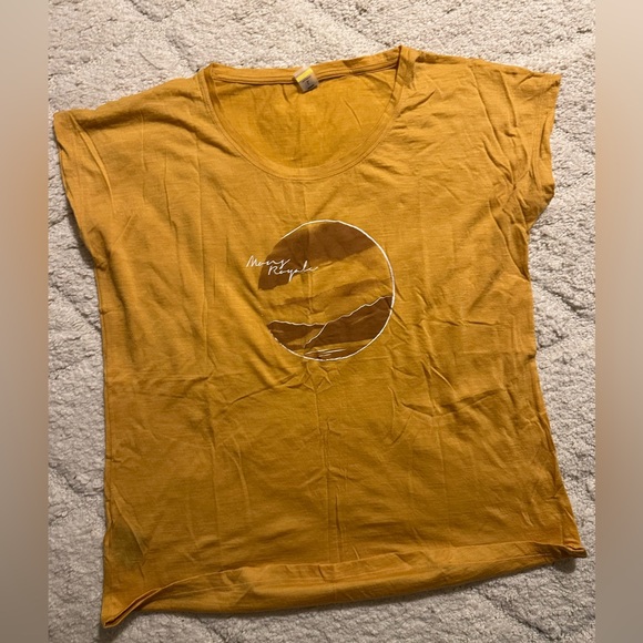 Mons Royale merino T shirt - women’s large - Picture 1 of 3